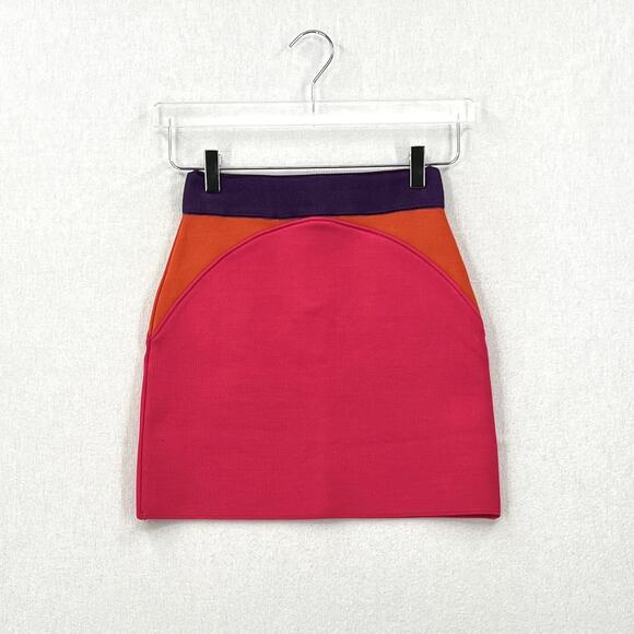PAOLA BERNARDI Renata Mini Skirt Womens Pink Purple Colorblock Stretch Knit NEW - Picture 3 of 16